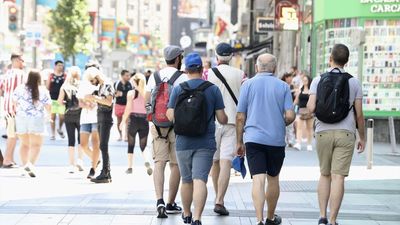 ¿Cuántas personas viven en España?